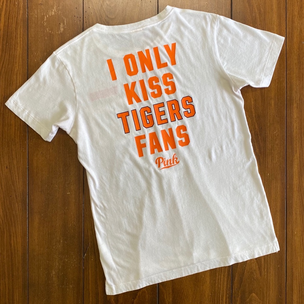 2 PINK by VS Women’s Detroit Tigers Tops - Picture 4 of 4